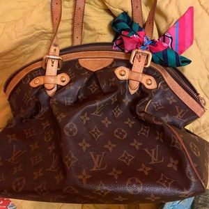 Louis Vuitton Tivoli GM receipt shown